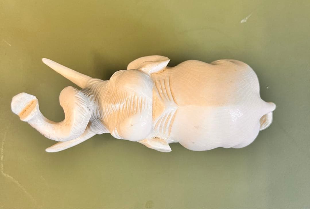 象牙風　マンモス・象　置物