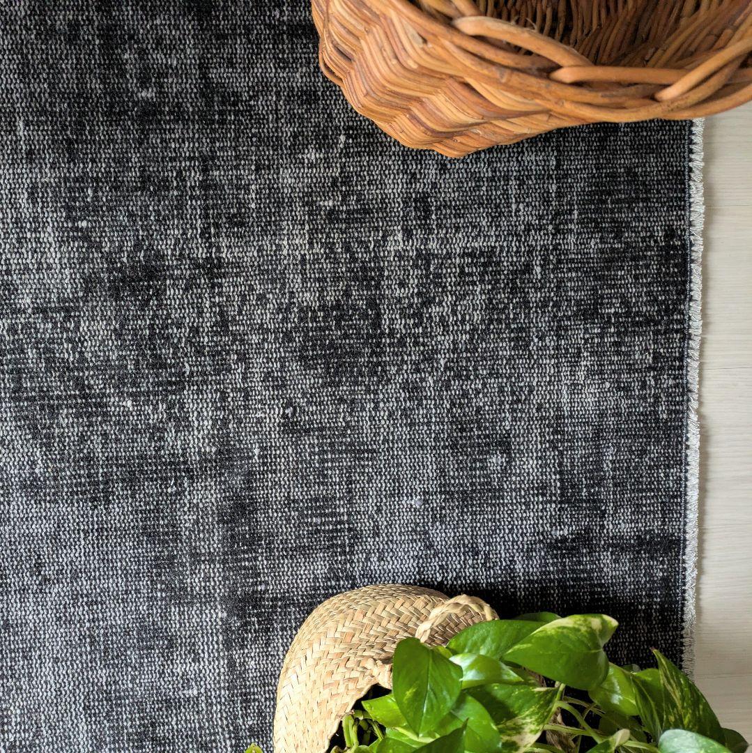 90×188 オーバーダイブラックグレーワンカラー　トルコヴィンテージラグ