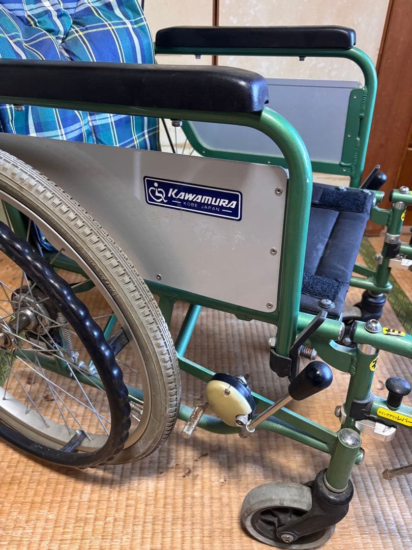 ⭐️折り畳み式車椅子　コンパクトサイズ　自走用車椅子