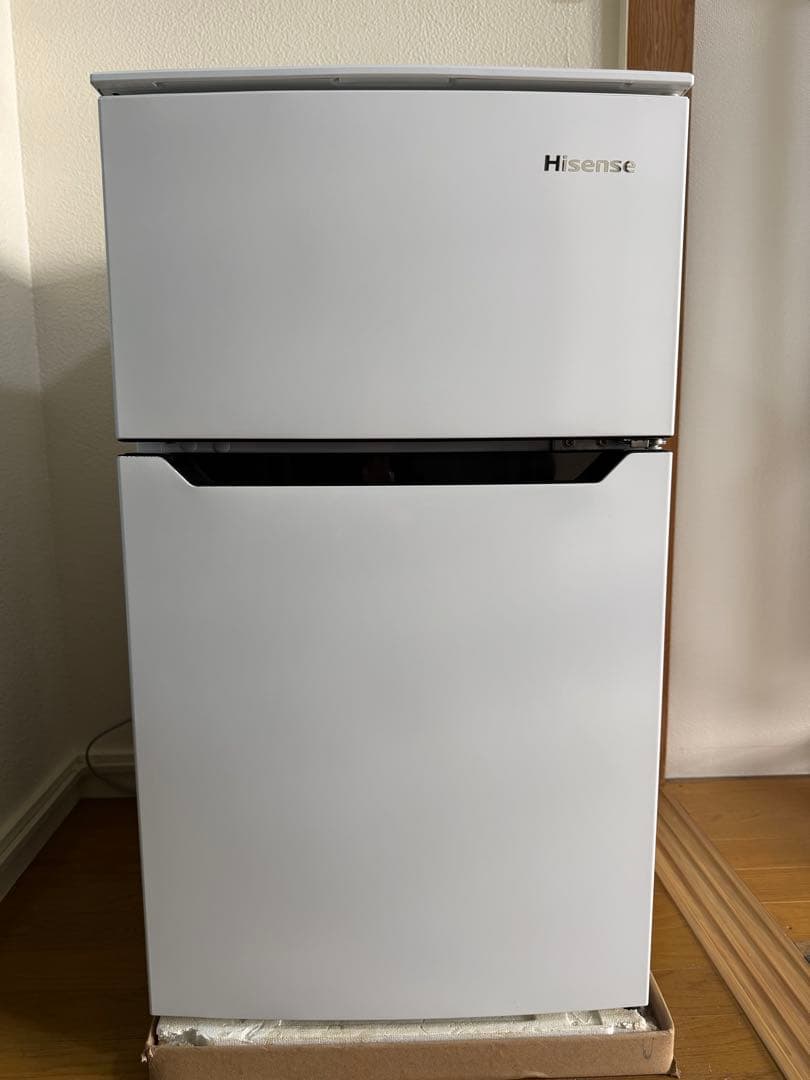 Hisense 冷蔵庫 ホワイト 冷凍室付きHR- B95A