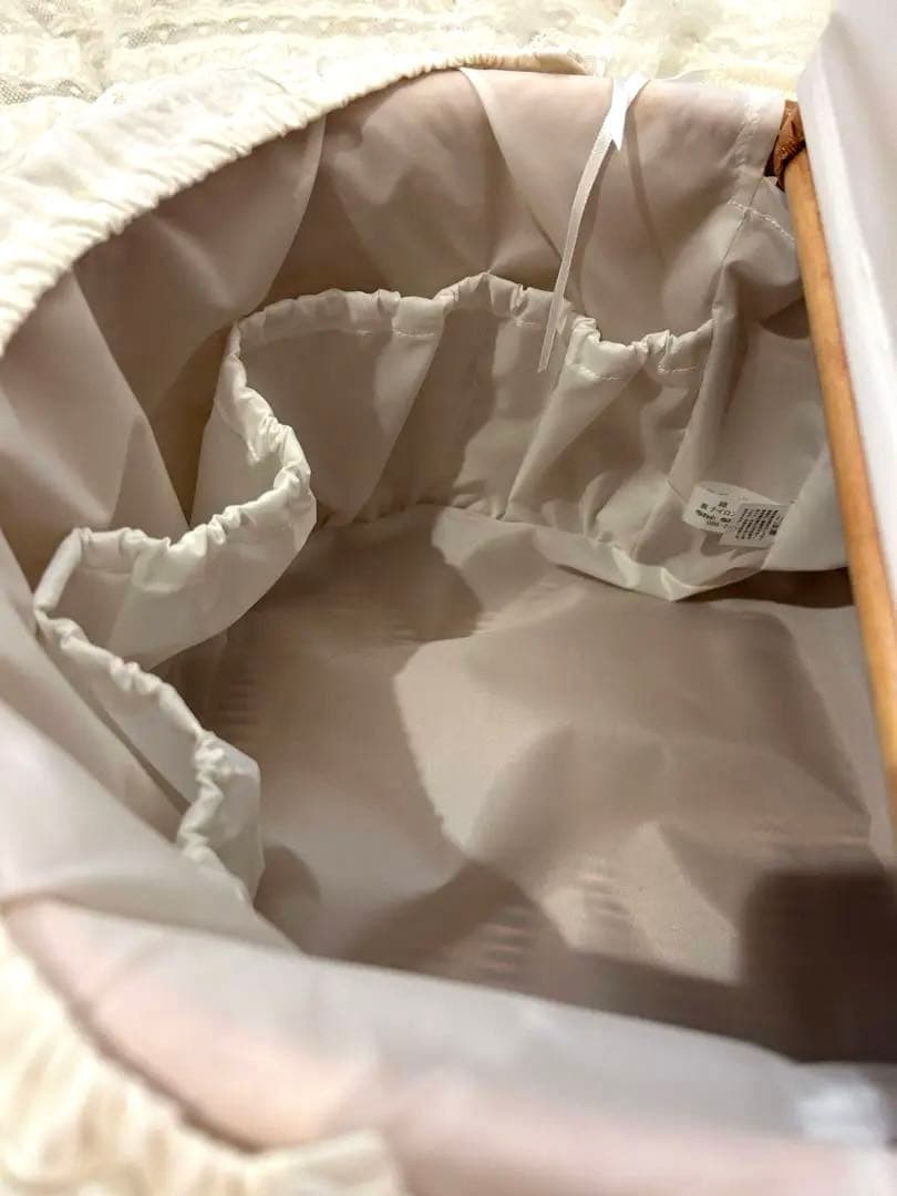 【新品未使用】さえらヒスクローネかごホワイトレースバスケット