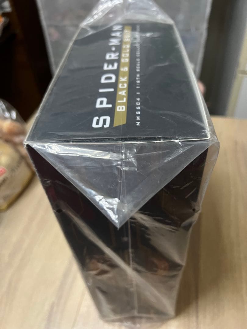 ホットトイズ　スパイダーマン アップグレードスーツ& ブラック＆ゴールドスーツ