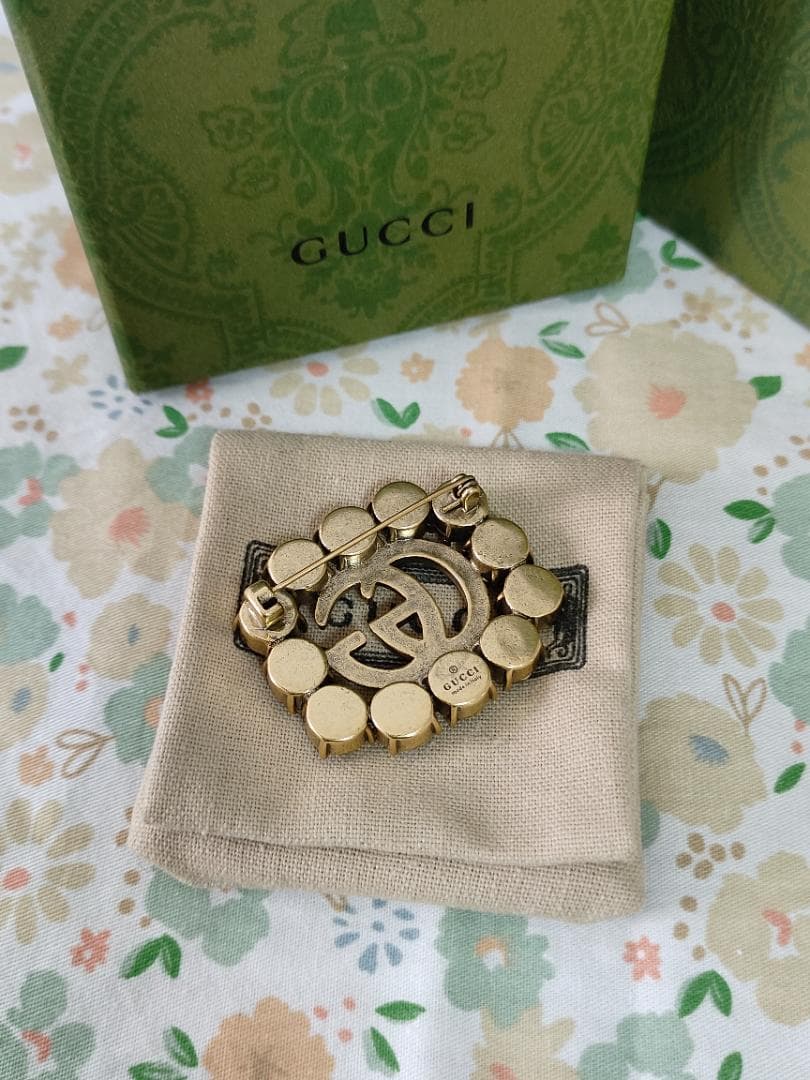 ■箱あり■超美品☆　ブローチ