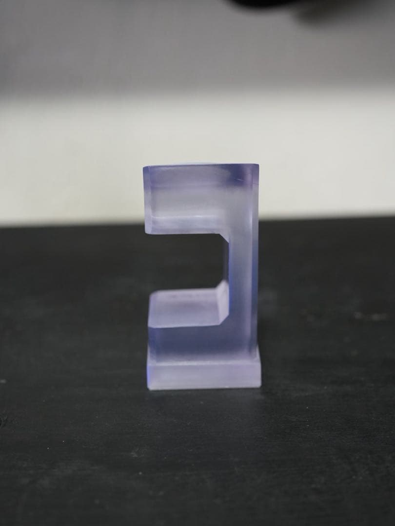 【A−】腕時計スタンド クリアムントル