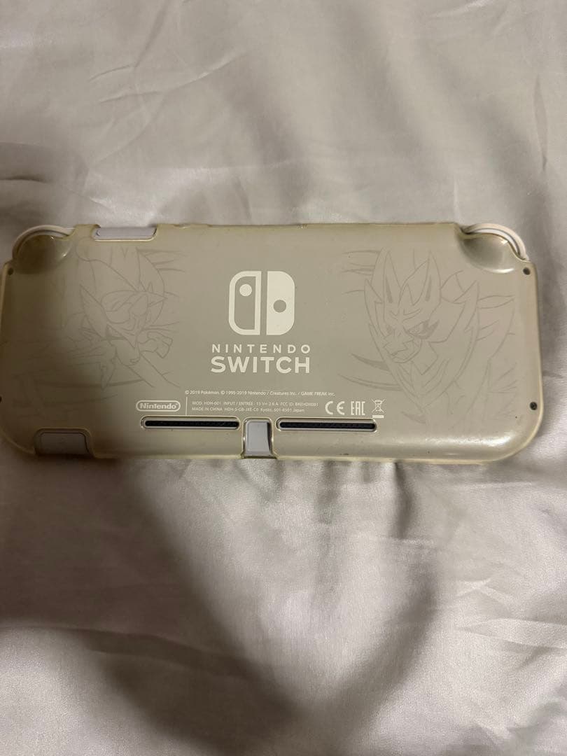 神*成様 Nintendo Switch Lite ポケモン　あつ森付き