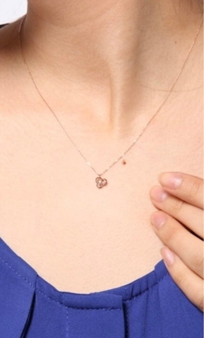 【SALE】ヴァンドームアオヤマ　バラ　ネックレス　ピンクゴールド