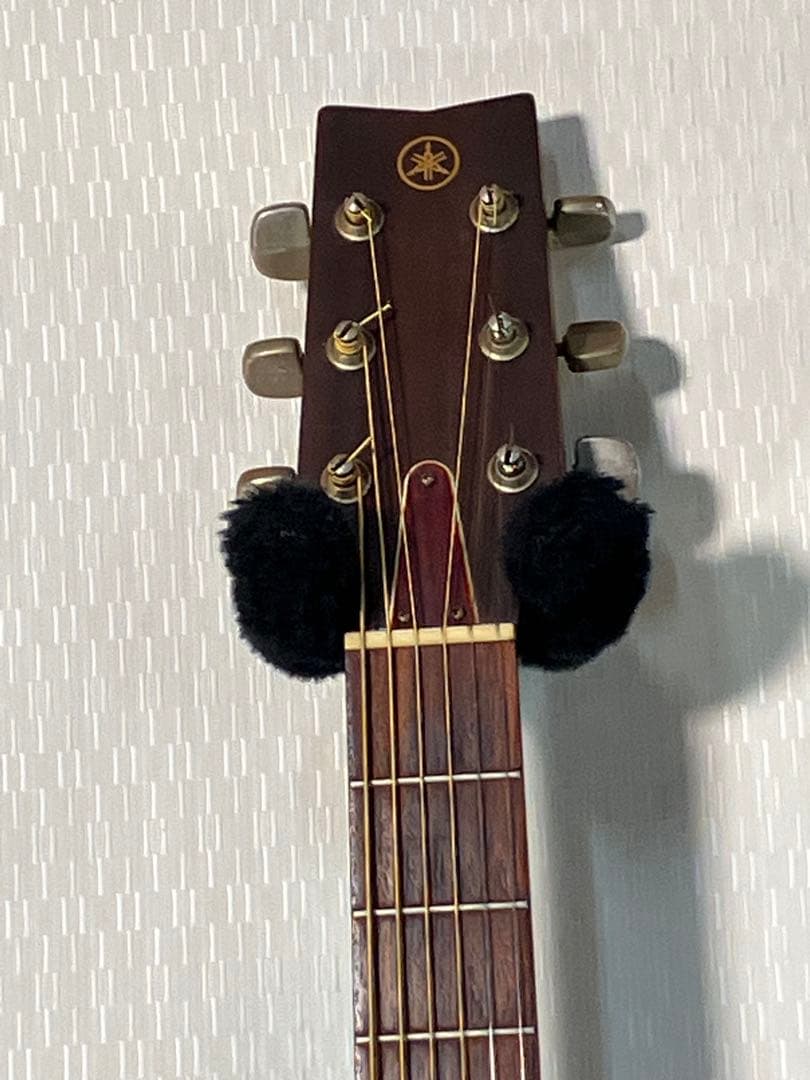 ビンテージなYAMAHAフォークギター！ソフトケース付きます。