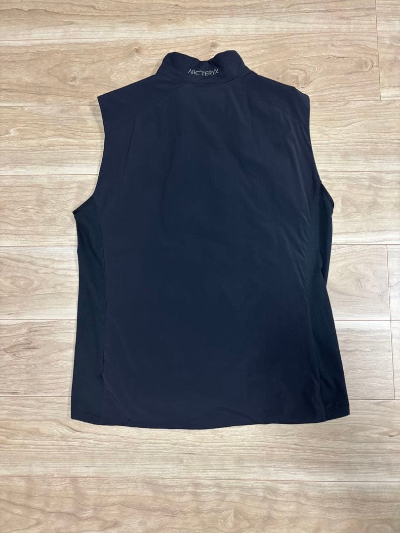 トップス arc'teryx ATOM VEST