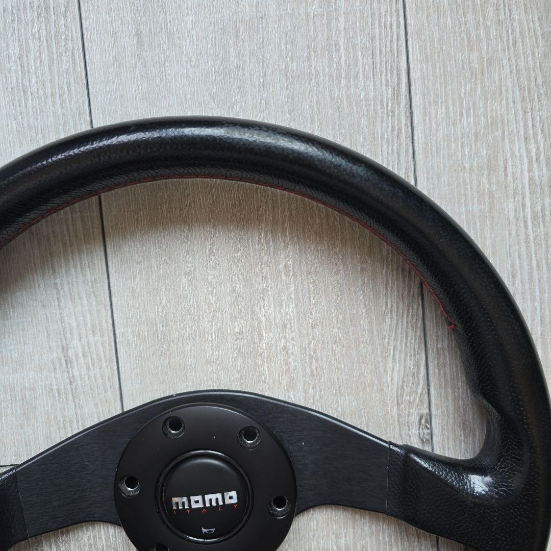 momo ステアリング　チューナー32Φ　中古