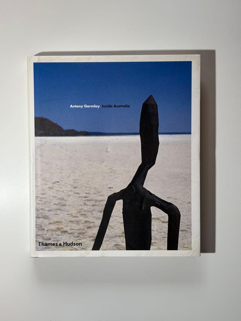 AntonyGormleyInsideAustralia アントニー・ゴームリー