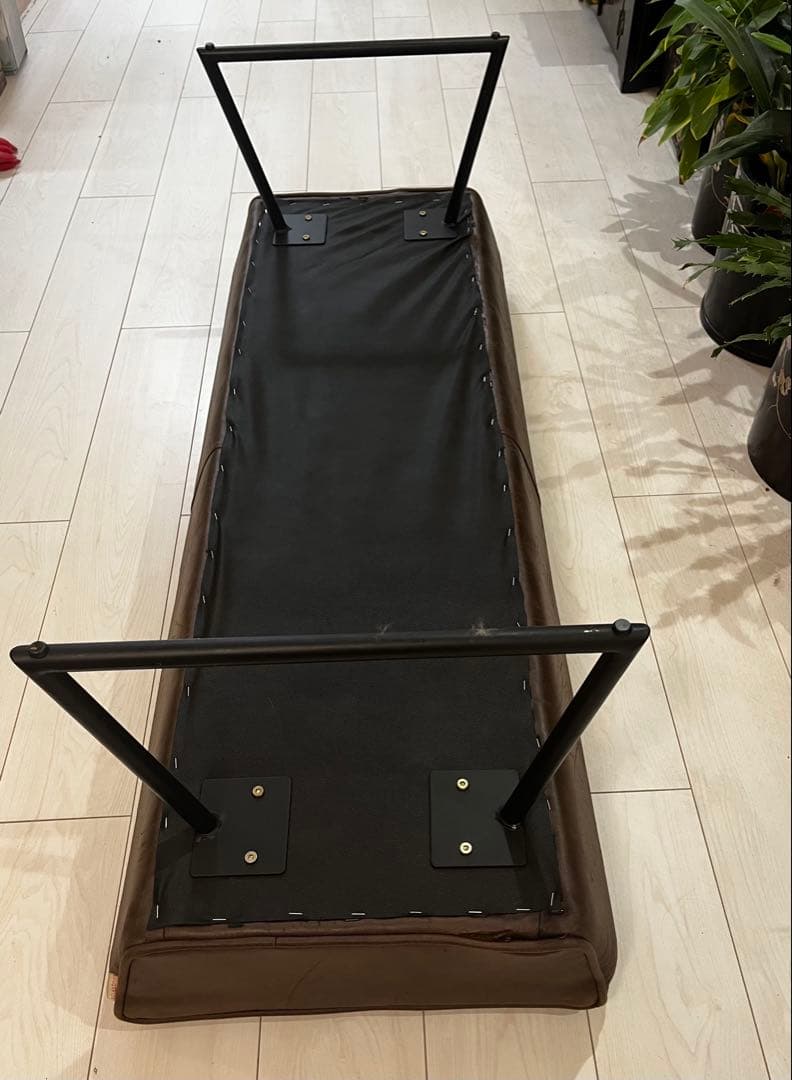 オシャレなダイニングソファ7〜8人掛け　横浜発⭐︎重ねたら乗用車に乗ります