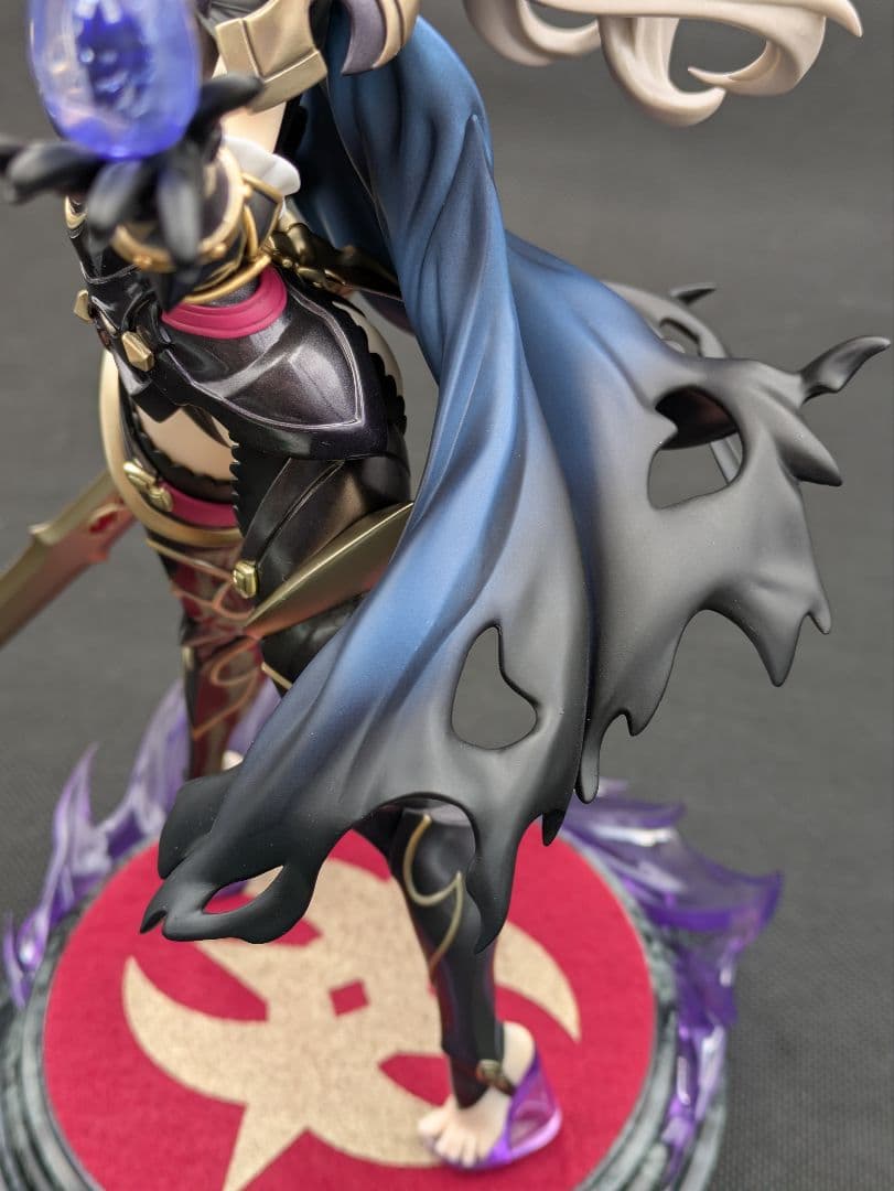 ダークブラッド　カムイ　フィギュア　1/7 ファイアーエムブレム