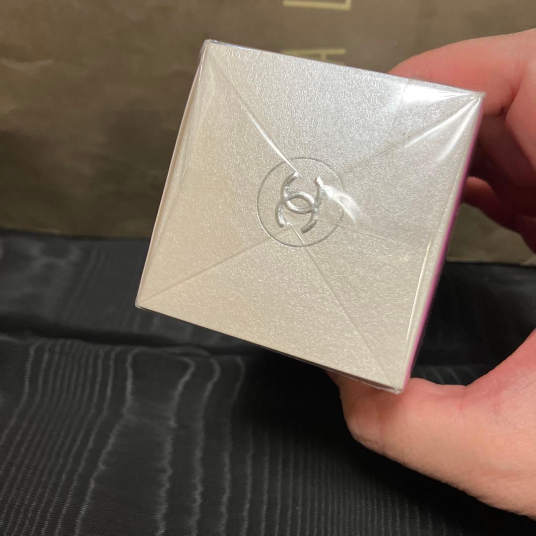 シャネル　ボディ用乳液200ml 未開封