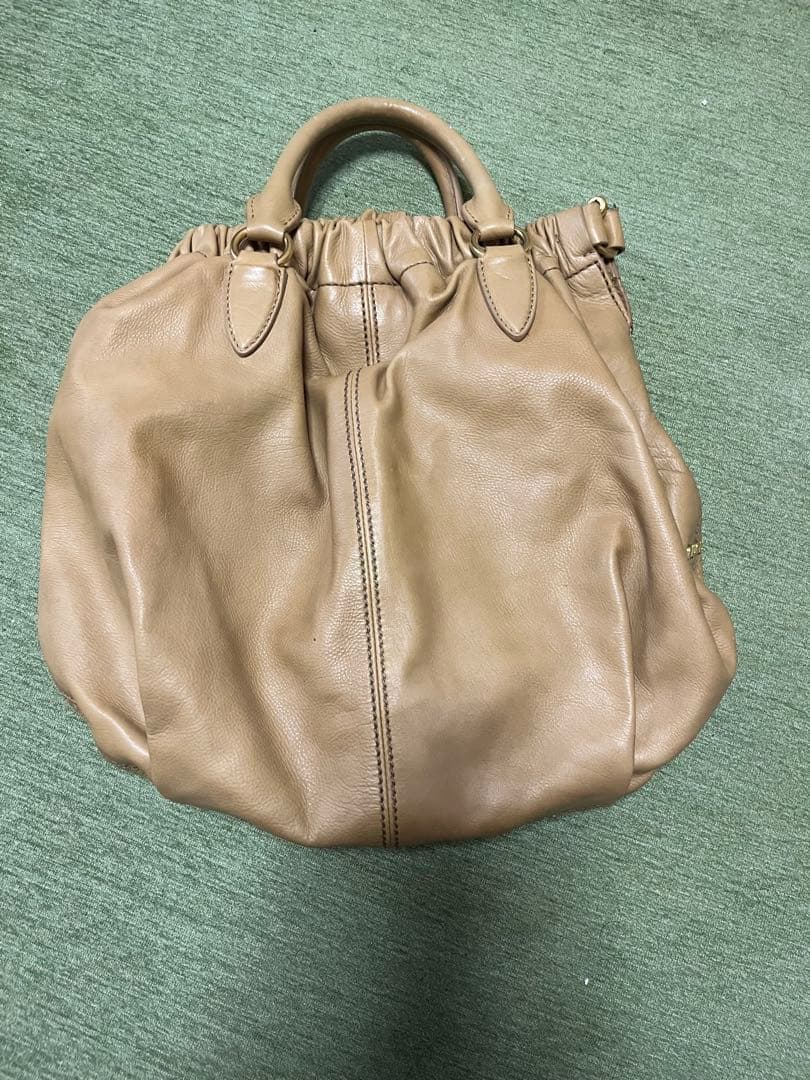 miumiu バッグ