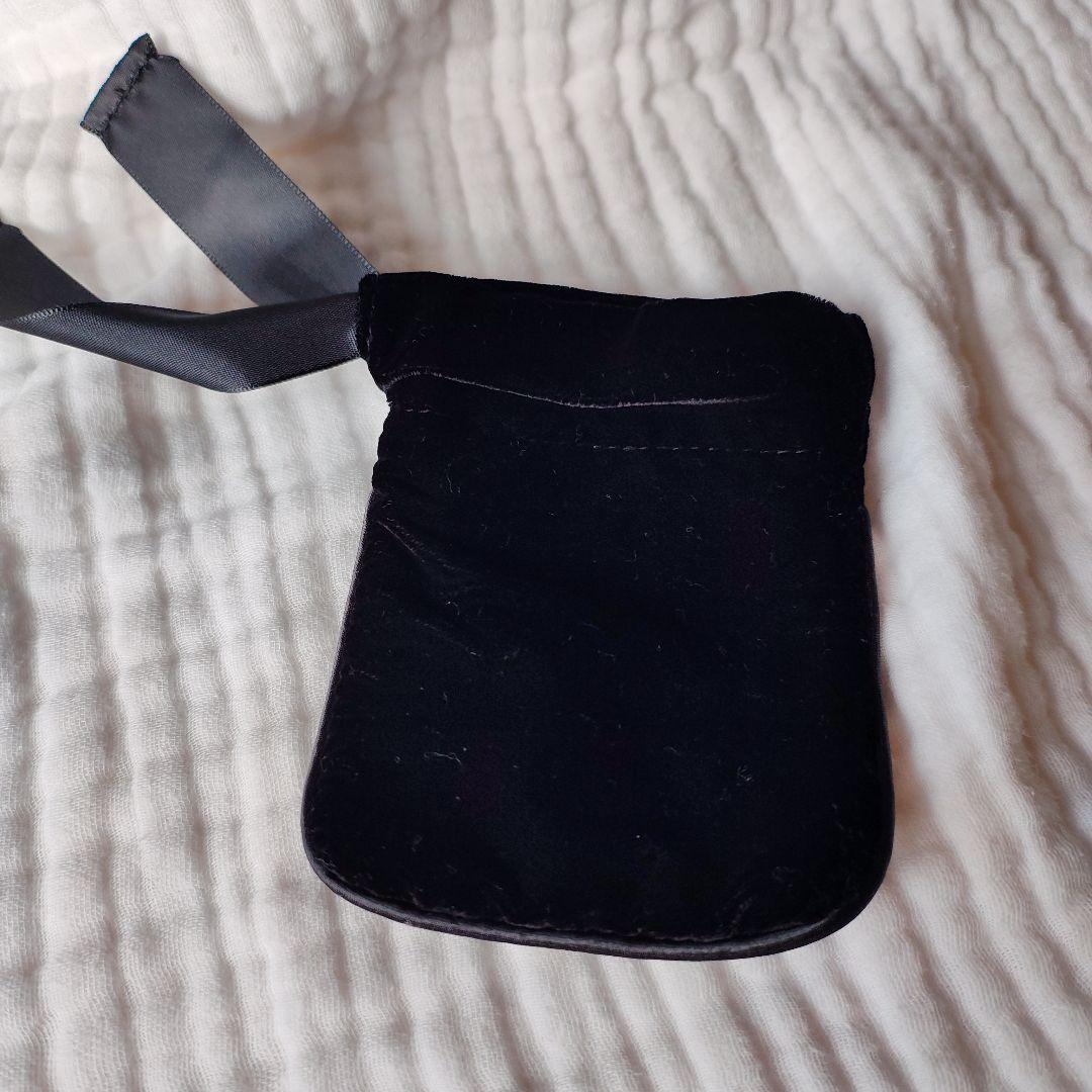 特別SALE✨MaxMara 大人気✨Mブローチ 新色マスタード