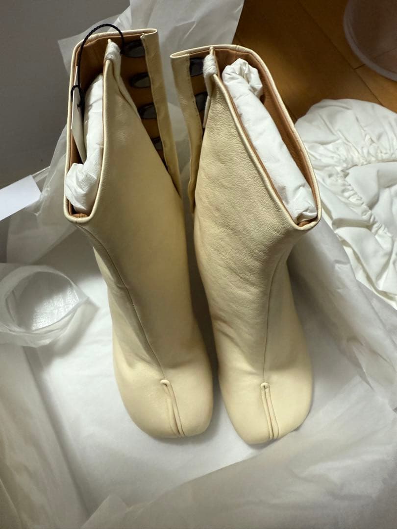 お値下げ【新品未使用】メゾンマルジェラ　TABIブーツ　37.5 8cmヒール