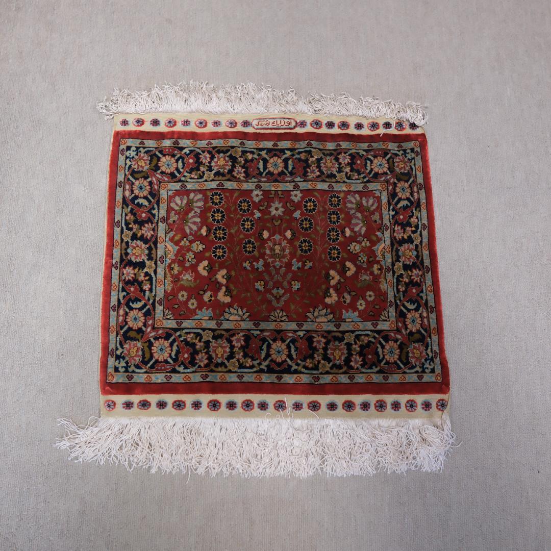 レ*イ様 最高級トルコ絨毯ヘレケ 42cm x 50cm　シルク　100万ノット