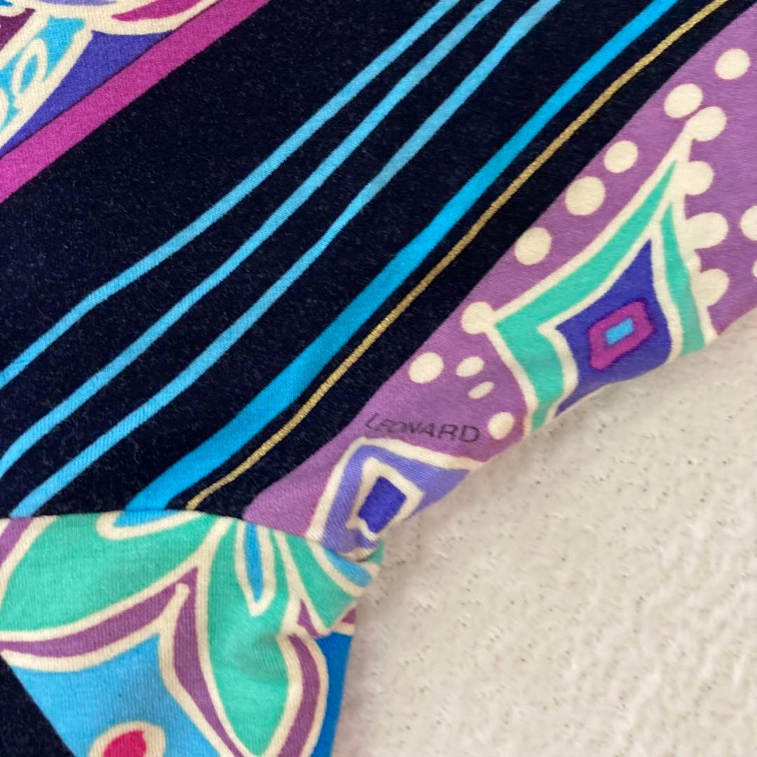 レオナール　ペイズリー　L ハイネック　カットソー　ゴルフ　マルチカラー　伸縮性