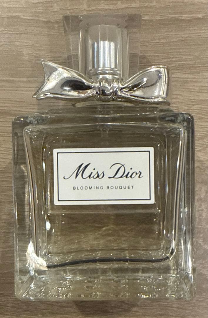 CHRISTIAN DIOR ミスディオールシェリーブルーミングブーケ100mL