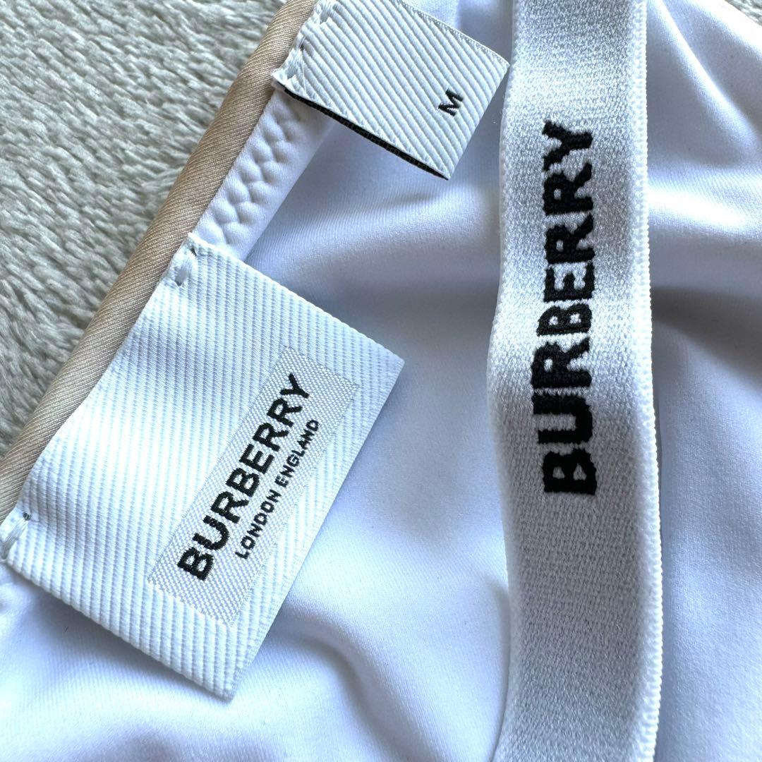 1新品未使用　BURBURRY水着　バーバリー　ビキニ　Ｍサイズ　ベージュ