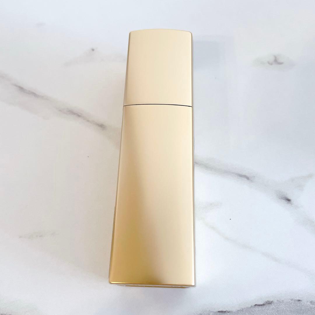 CHANELサブリマージュ ソワンペルフェクトトゥール　メークアップベース