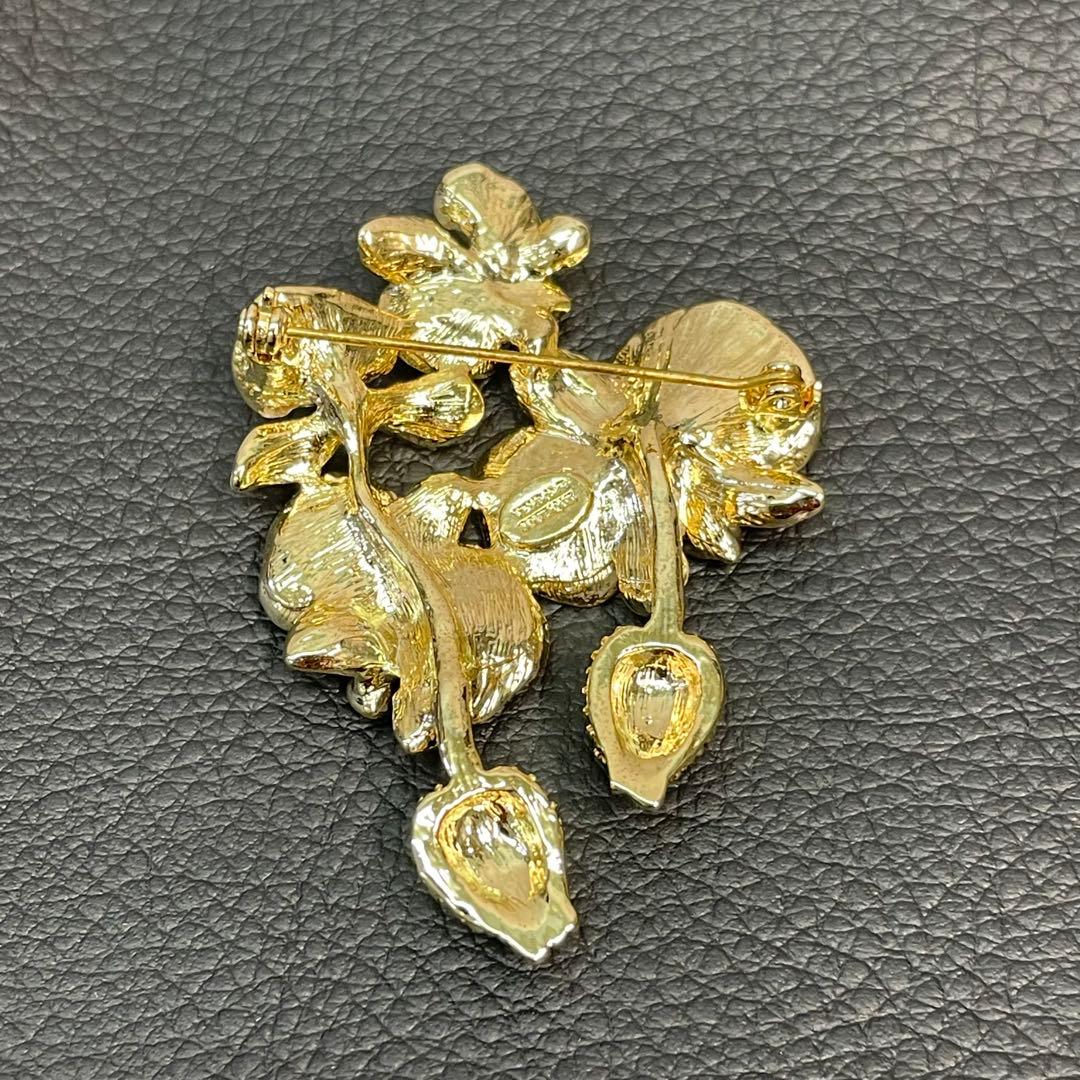 リ*ん様 VENDOME BOUTIQUE 胡蝶蘭4花ブローチ パール ゴールド