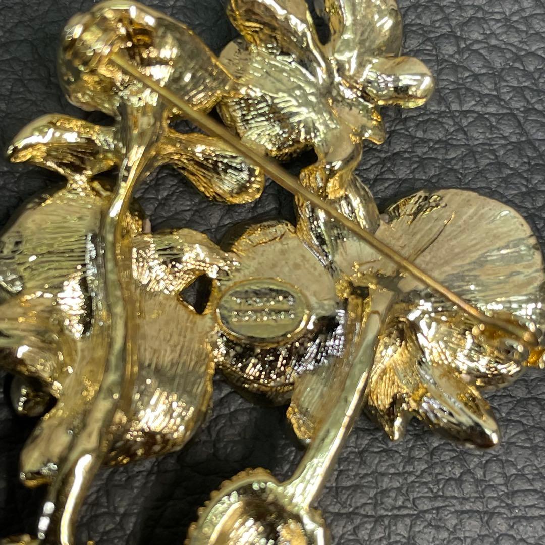 リ*ん様 VENDOME BOUTIQUE 胡蝶蘭4花ブローチ パール ゴールド