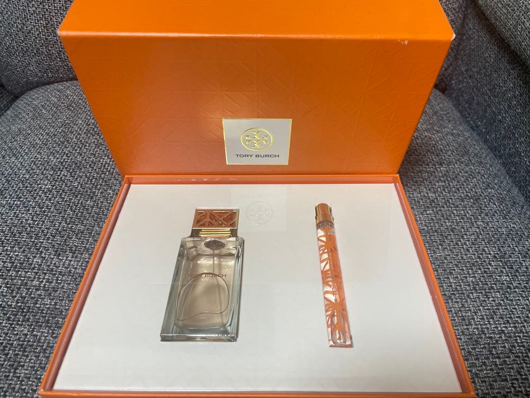 TORY BURCH トリーバーチ 香水 オードパルファム 本体＋ロールオン