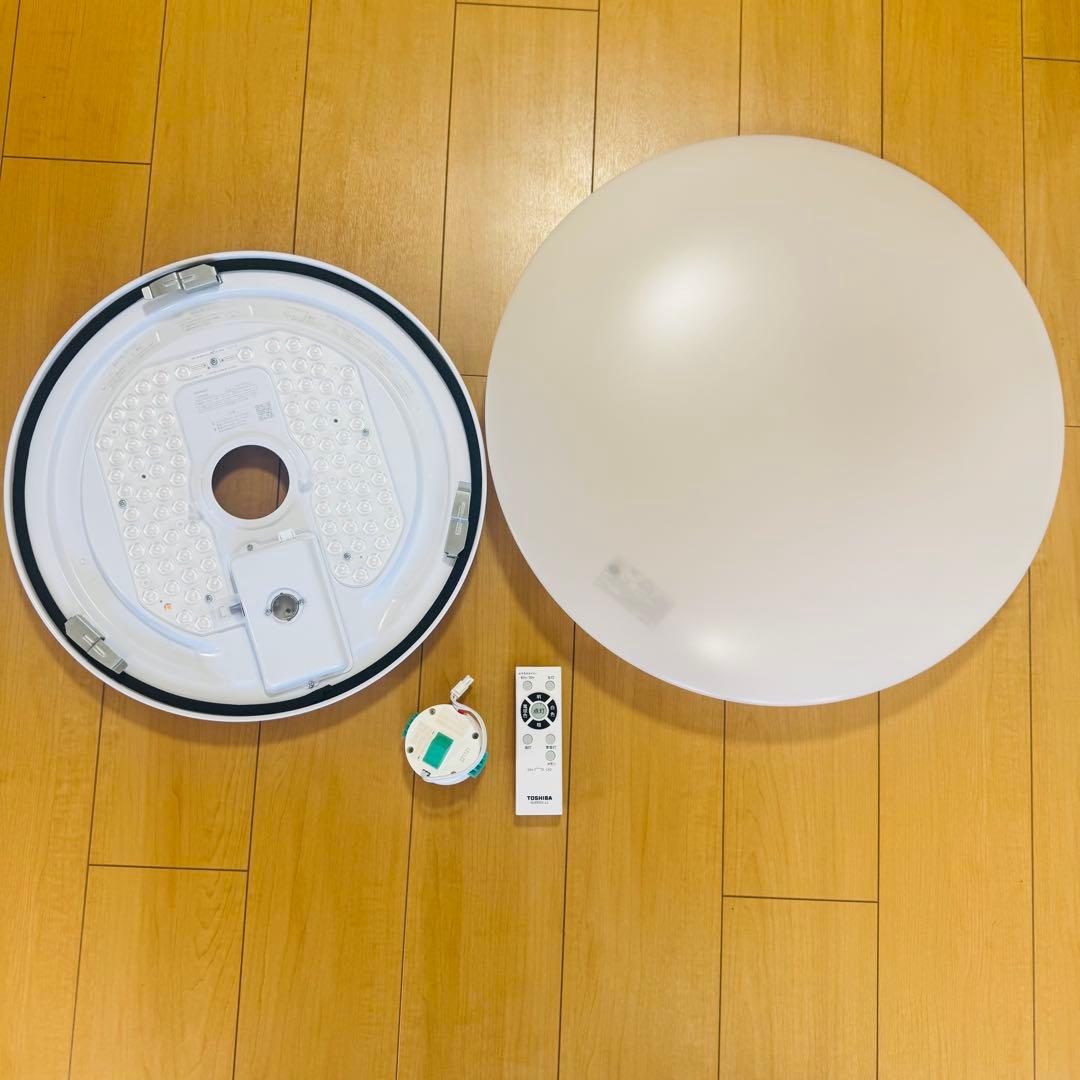 TOSHIBA LEDシーリングライト 〜12畳用 美品 高輝度