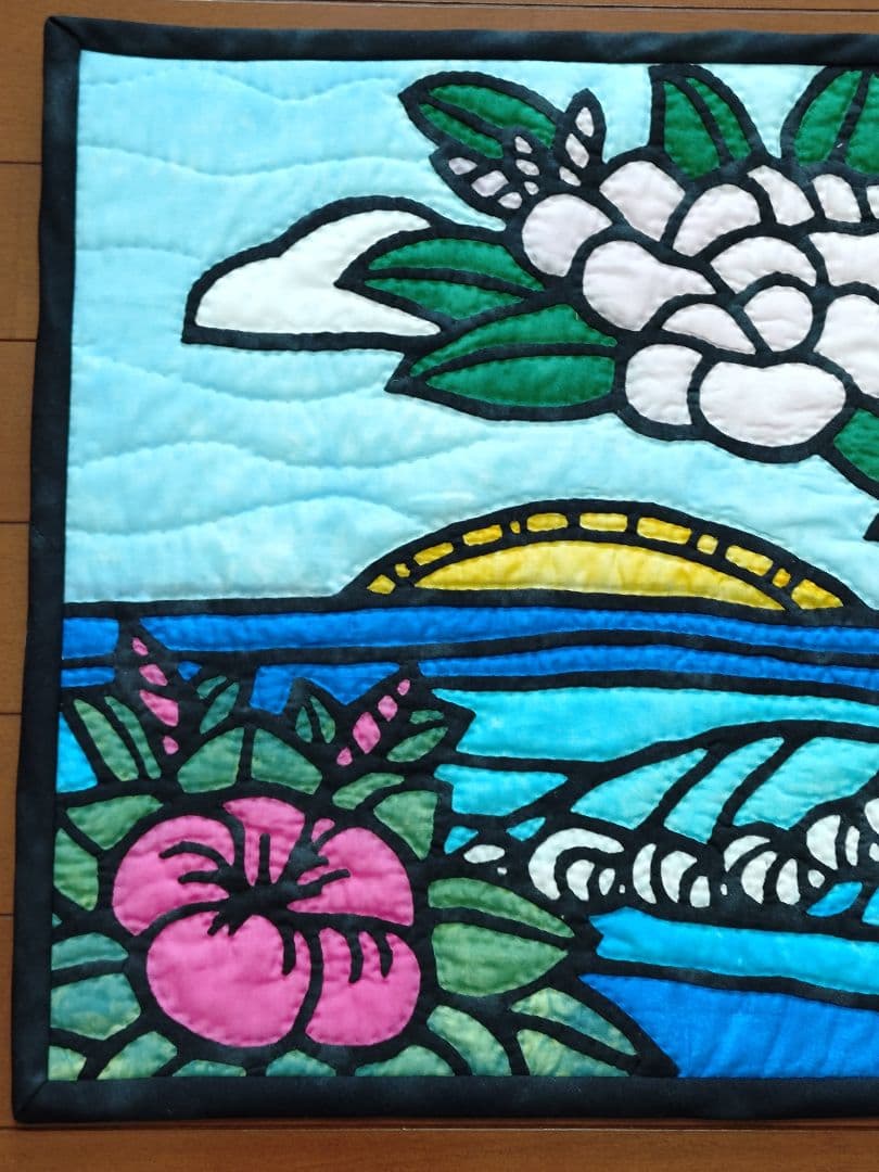 ハワイアンキルト＊ステンドグラスキルトのタペストリー