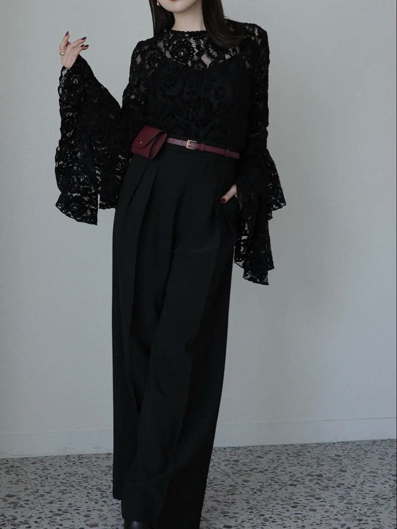 anuans ベロアレースボリュームスリーブブラウス