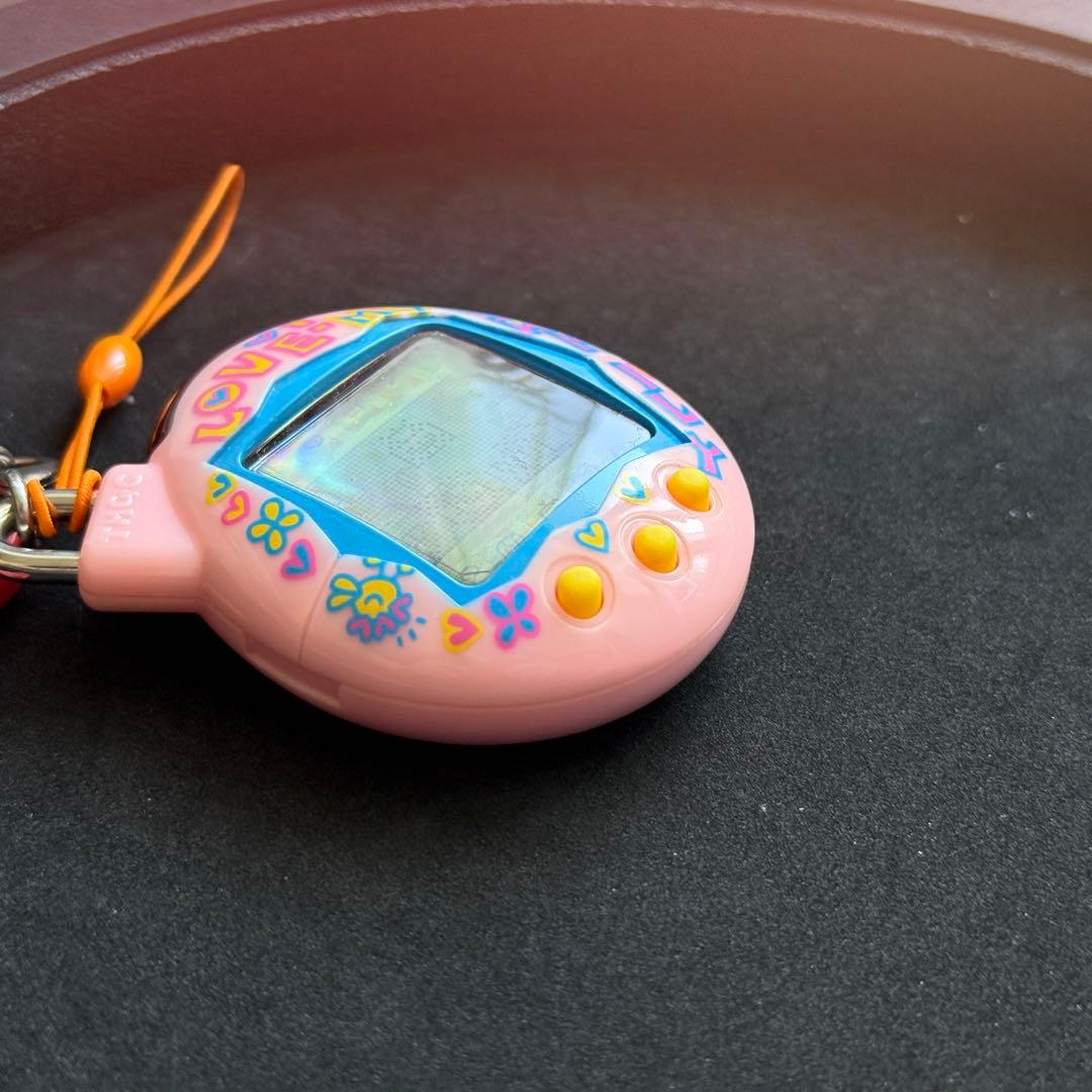 美品！いぇー！ふぁみりーイロイロ！たまごっちプラス ふぁみたまラブ　たまごっち