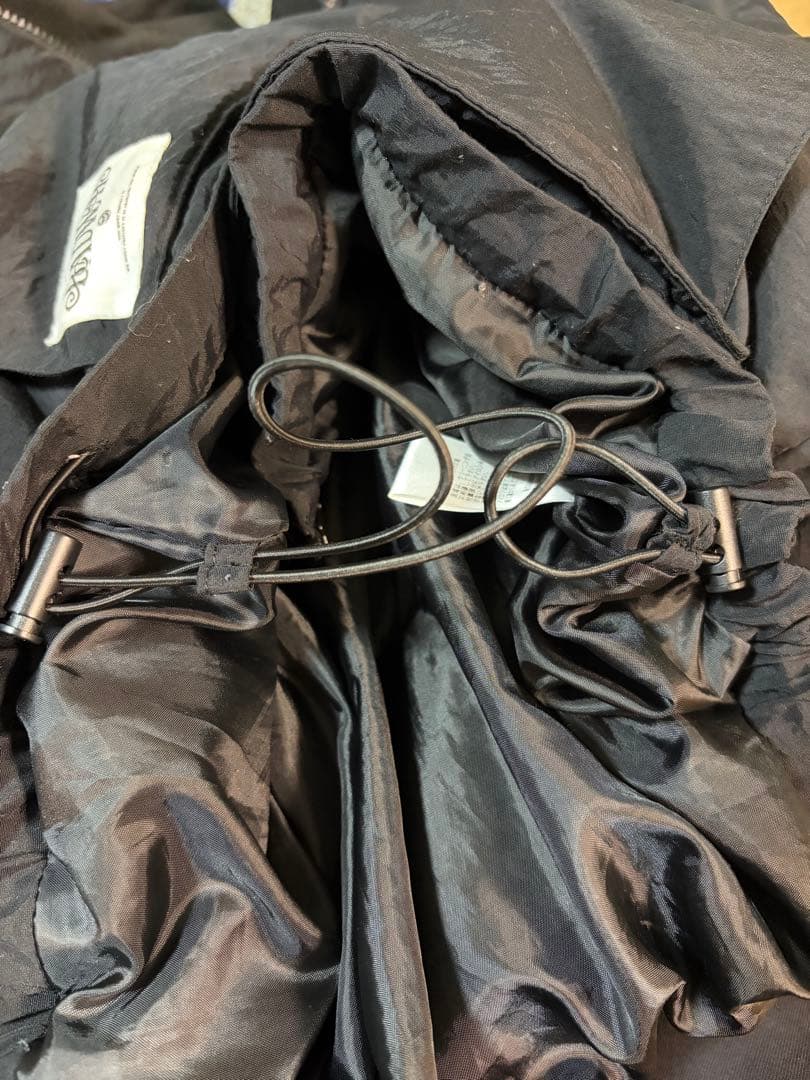 BADWAYブラックダウンジャケット