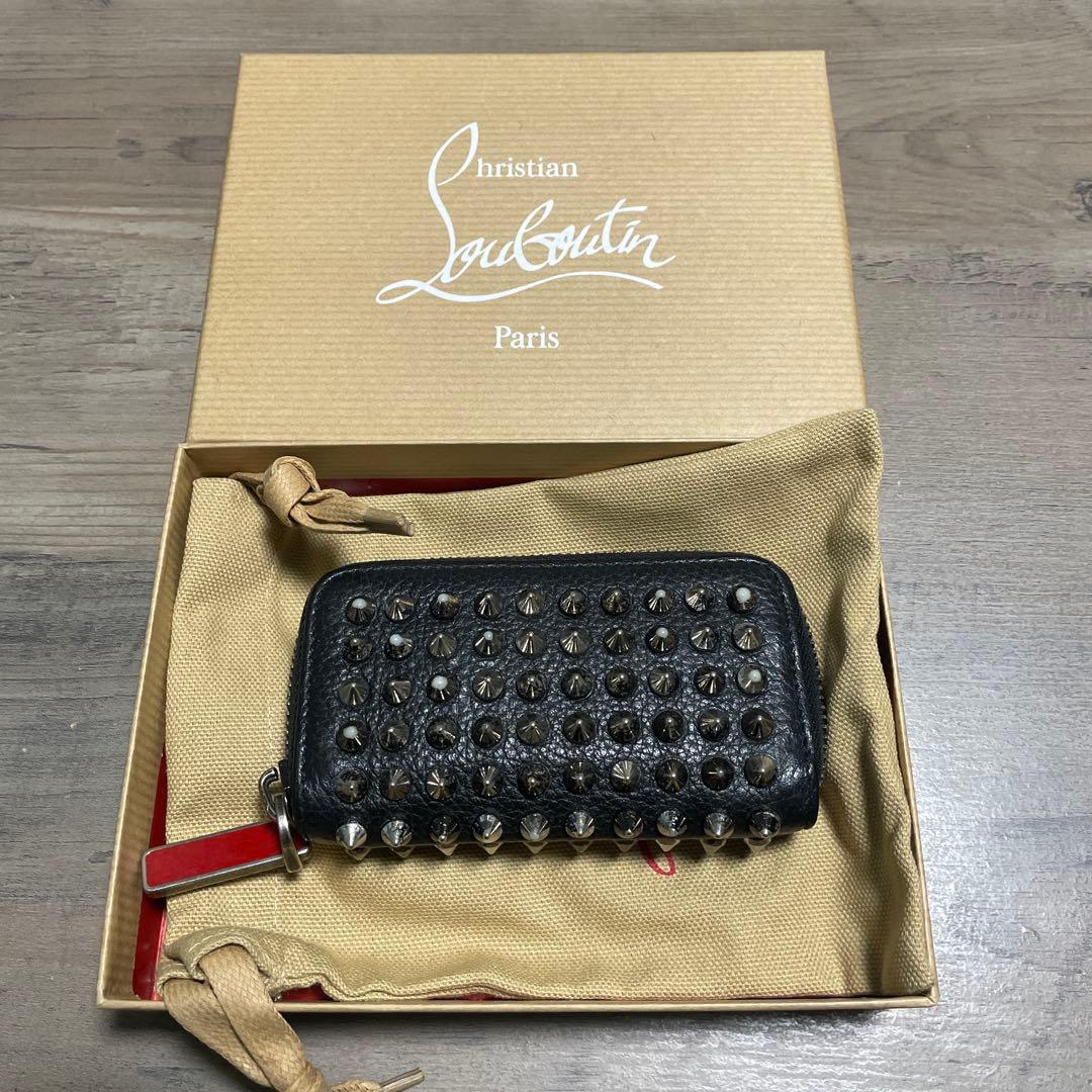 Christian Louboutin スタッズキーケース
