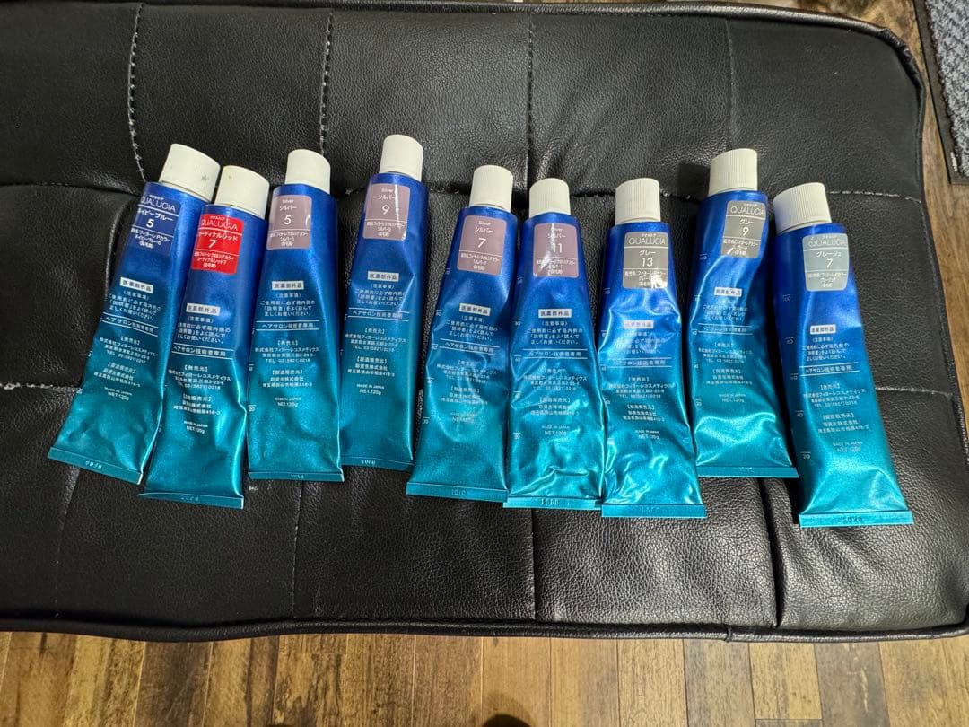 フィヨーレ　クオルシア カラー剤　42本＋おまけ