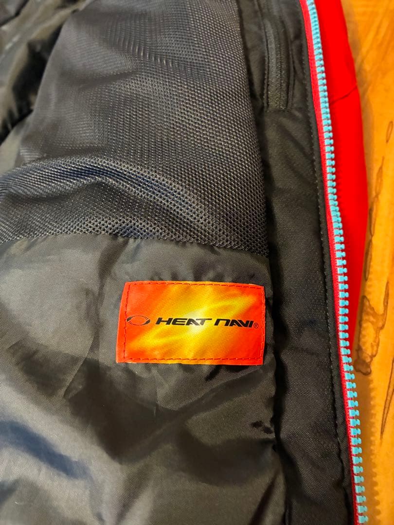 美品 MOVE SPORT スキーウェア M 赤 DESCENTE デサント