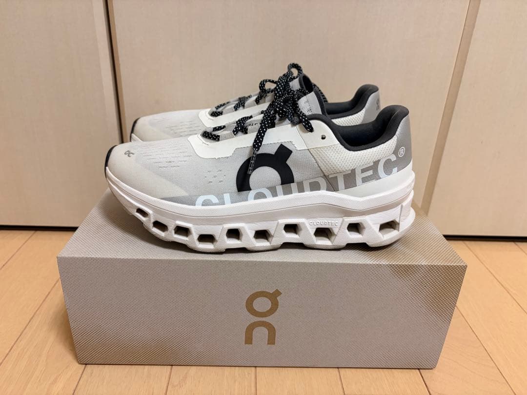 スパイク・シューズ on cloud monster 25.5