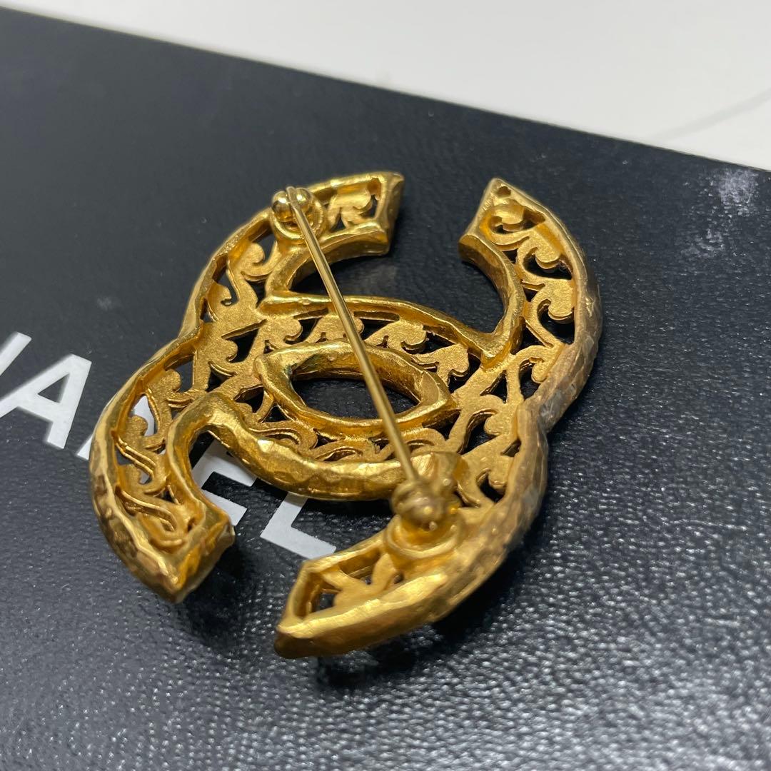 L*e様 CHANEL ヴィンテージ　ゴールド ココマーク　ブローチ