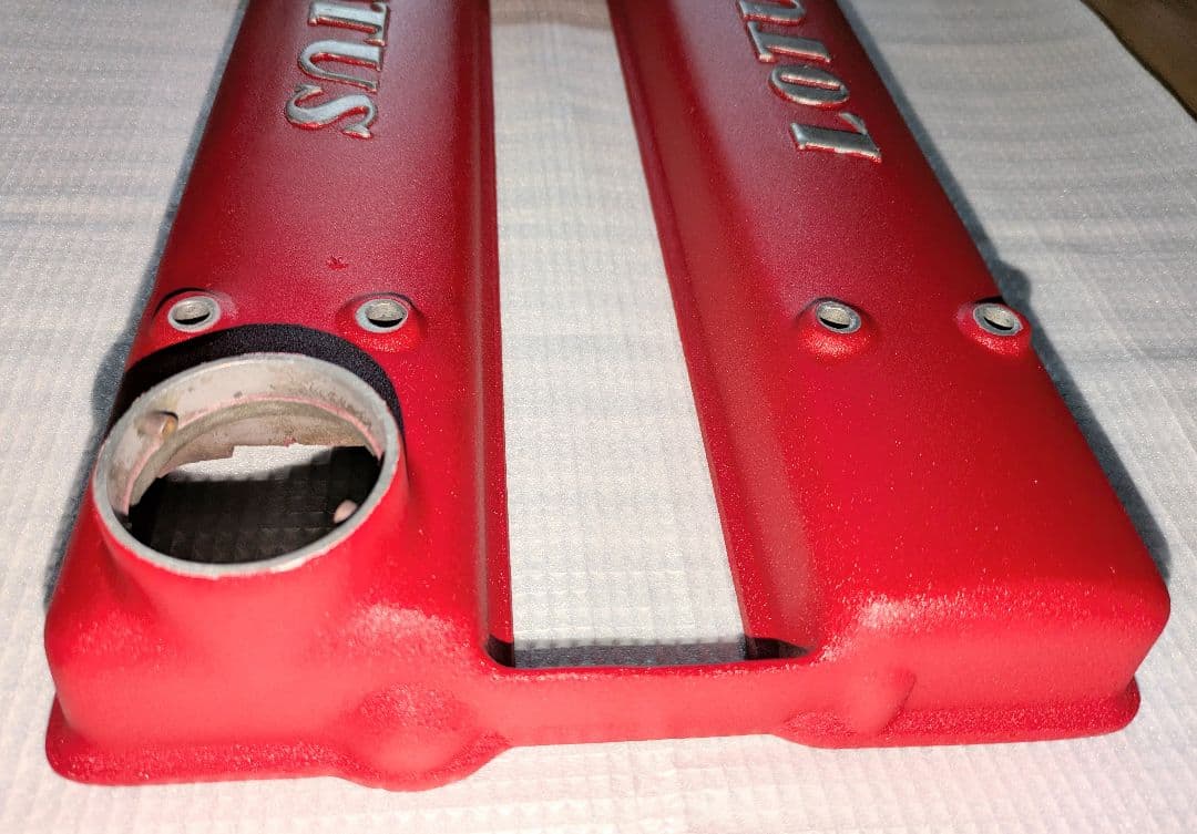 LOTUS ツインカム用 　　カムカバー