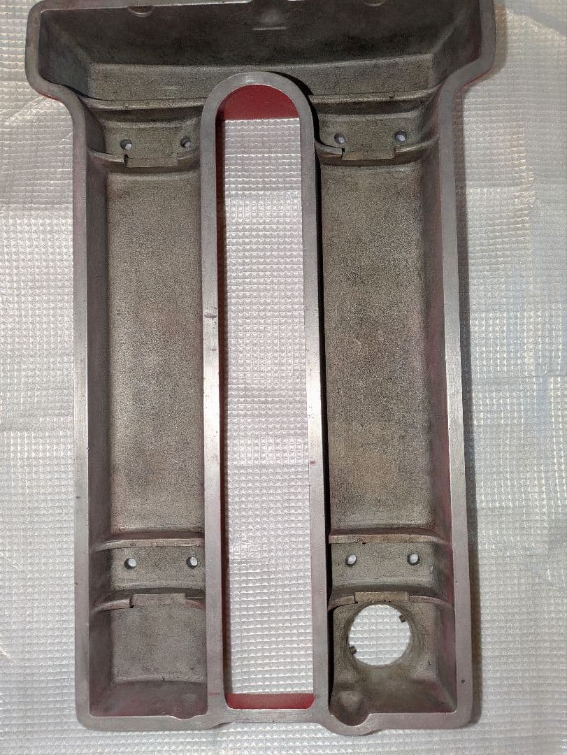 LOTUS ツインカム用 　　カムカバー