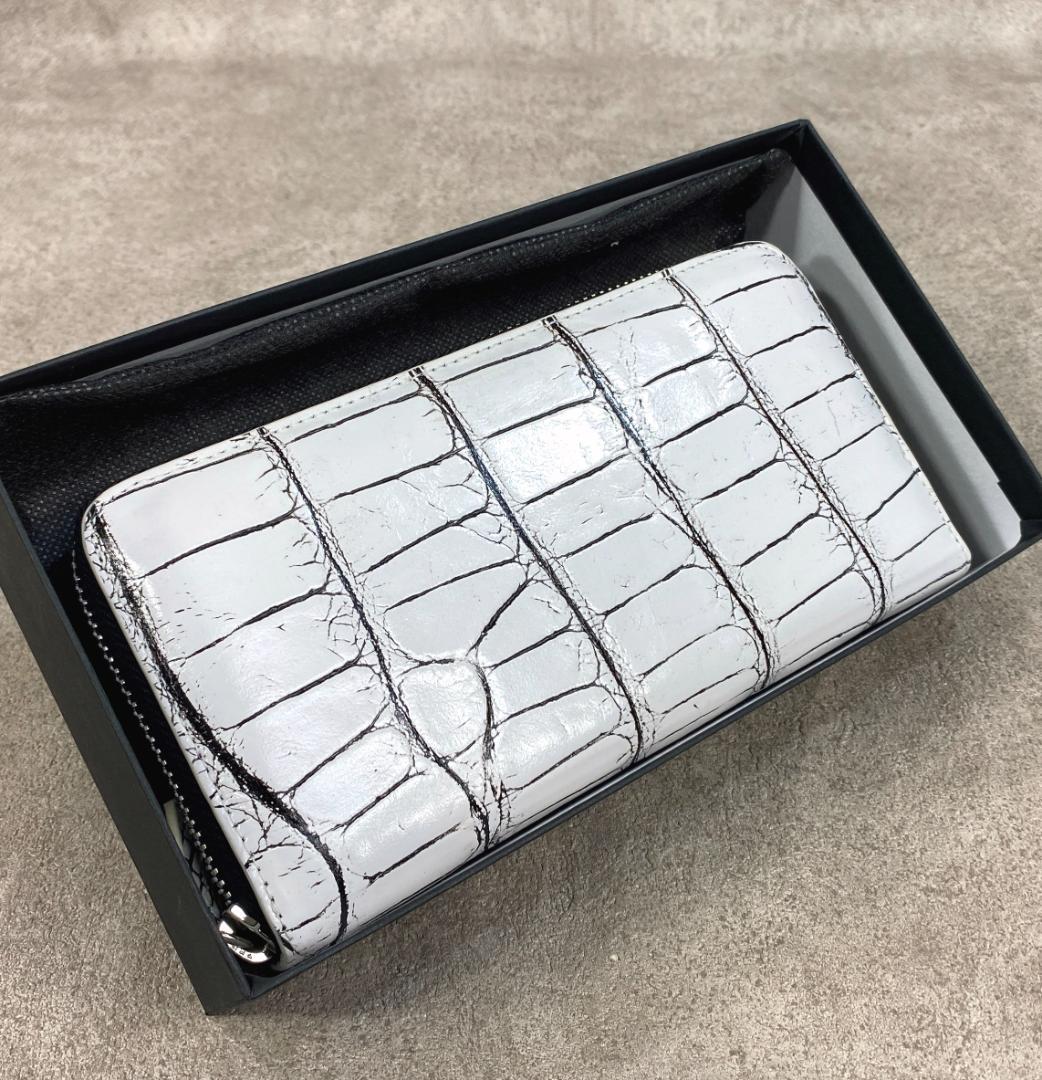 【未使用】 クロコダイル ワニ革 ラウンドファスナー 長財布 目地染 ホワイト