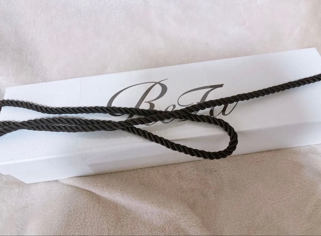 リファ　パワーストレートアイロンプロ　ホワイト