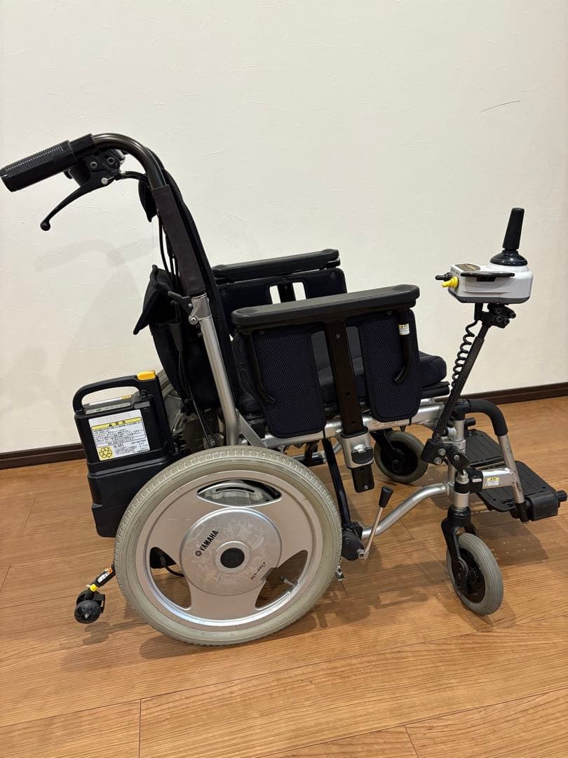 YAMAHA. 中古電動車椅子　折りたたみ可能　②