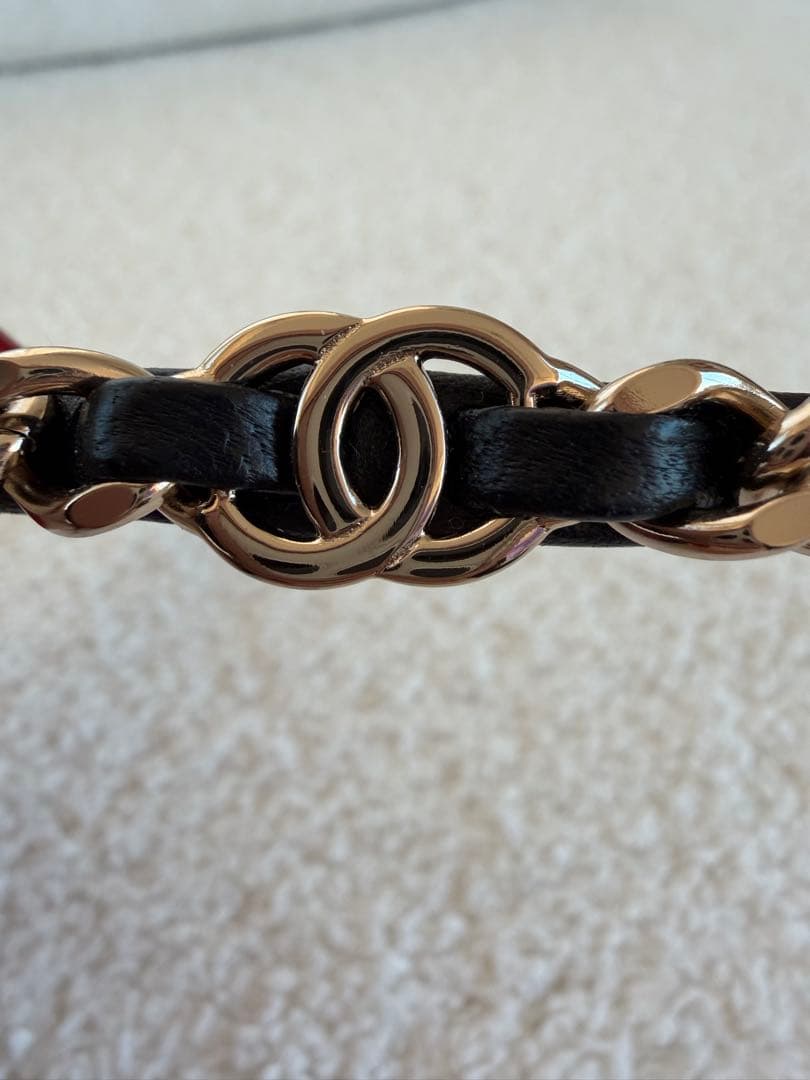 Chanel ココマークチェーンカチューシャ