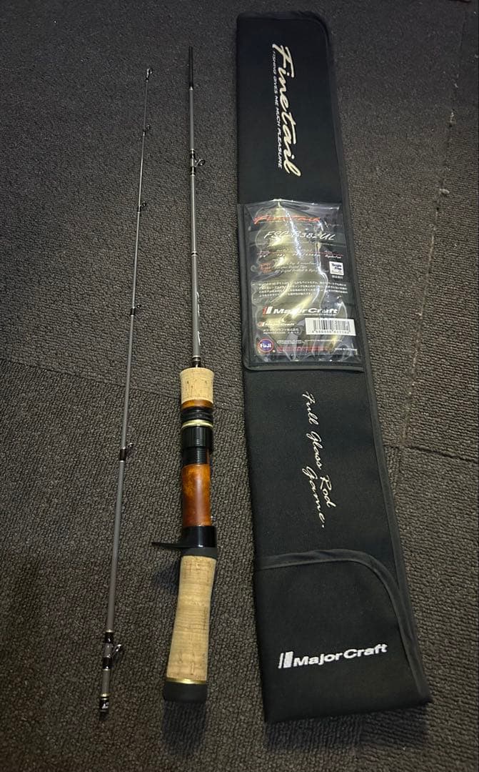 メジャークラフト　ファインテール382UL ベイト