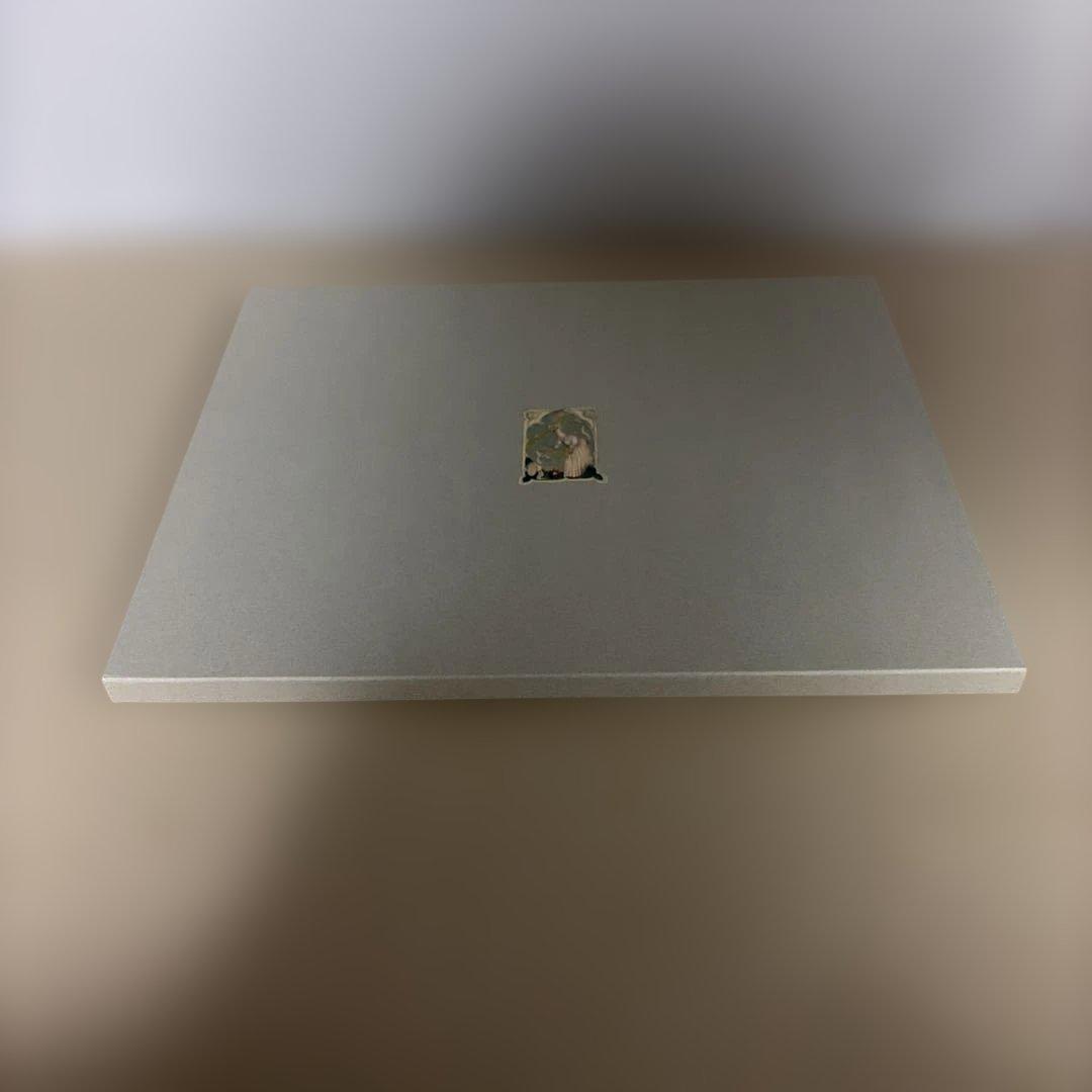 undercover GRACE 絵本