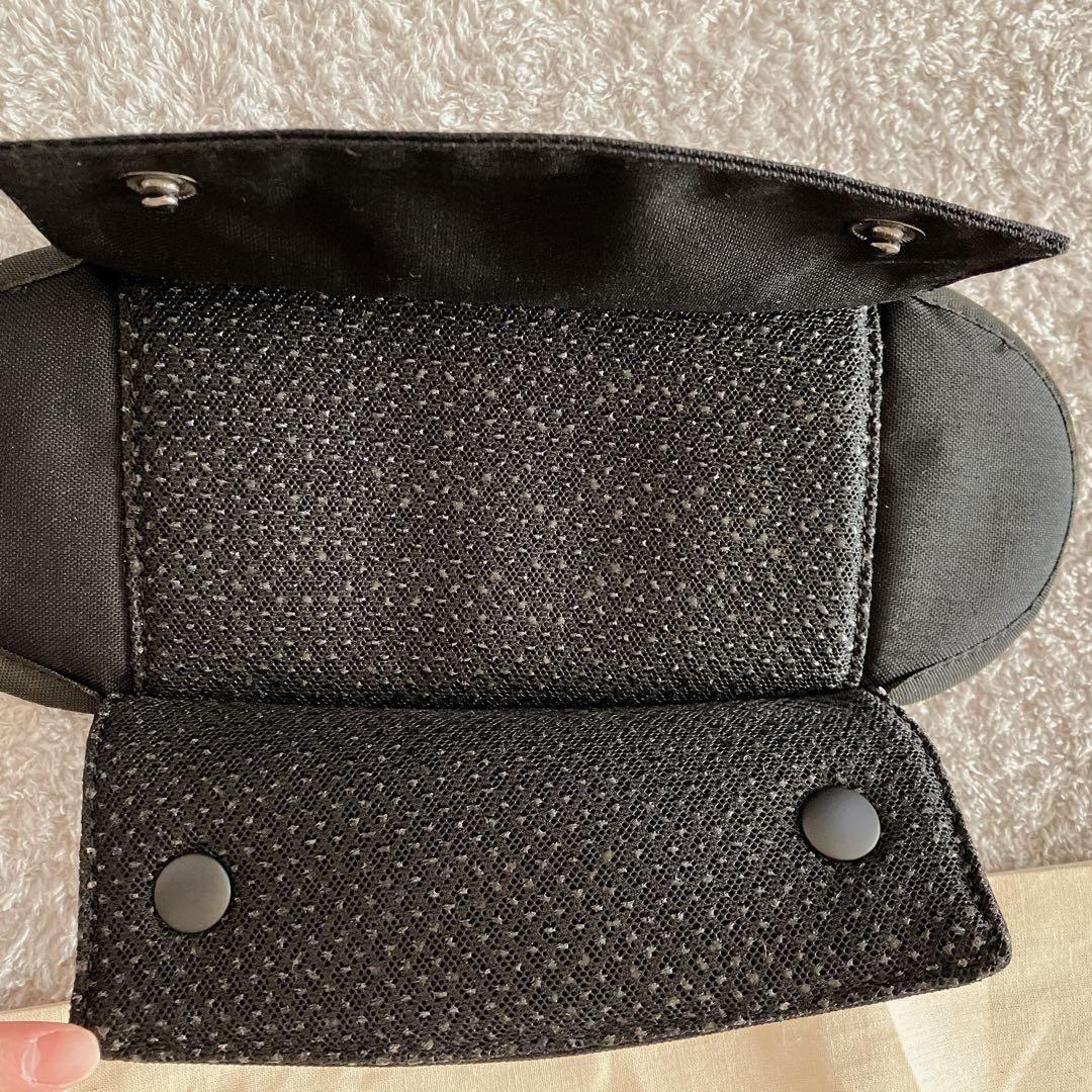 Hugoo ハグー　ヒップシート ショルダーバッグ 　抱っこ紐　赤ちゃん