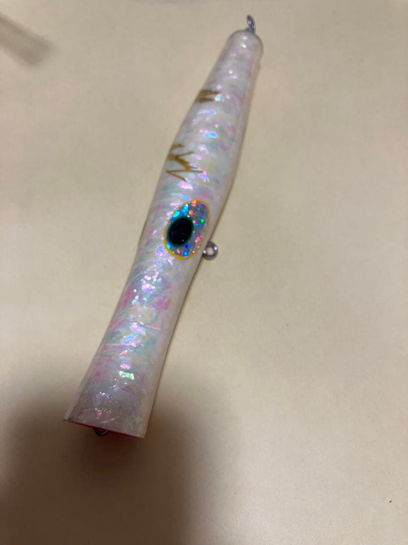 貝田ルアー　トランペット200 ホワイトアバロン