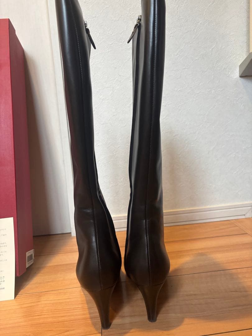 フェラガモ　ブーツ　ブラック　7.5 新品　未使用品