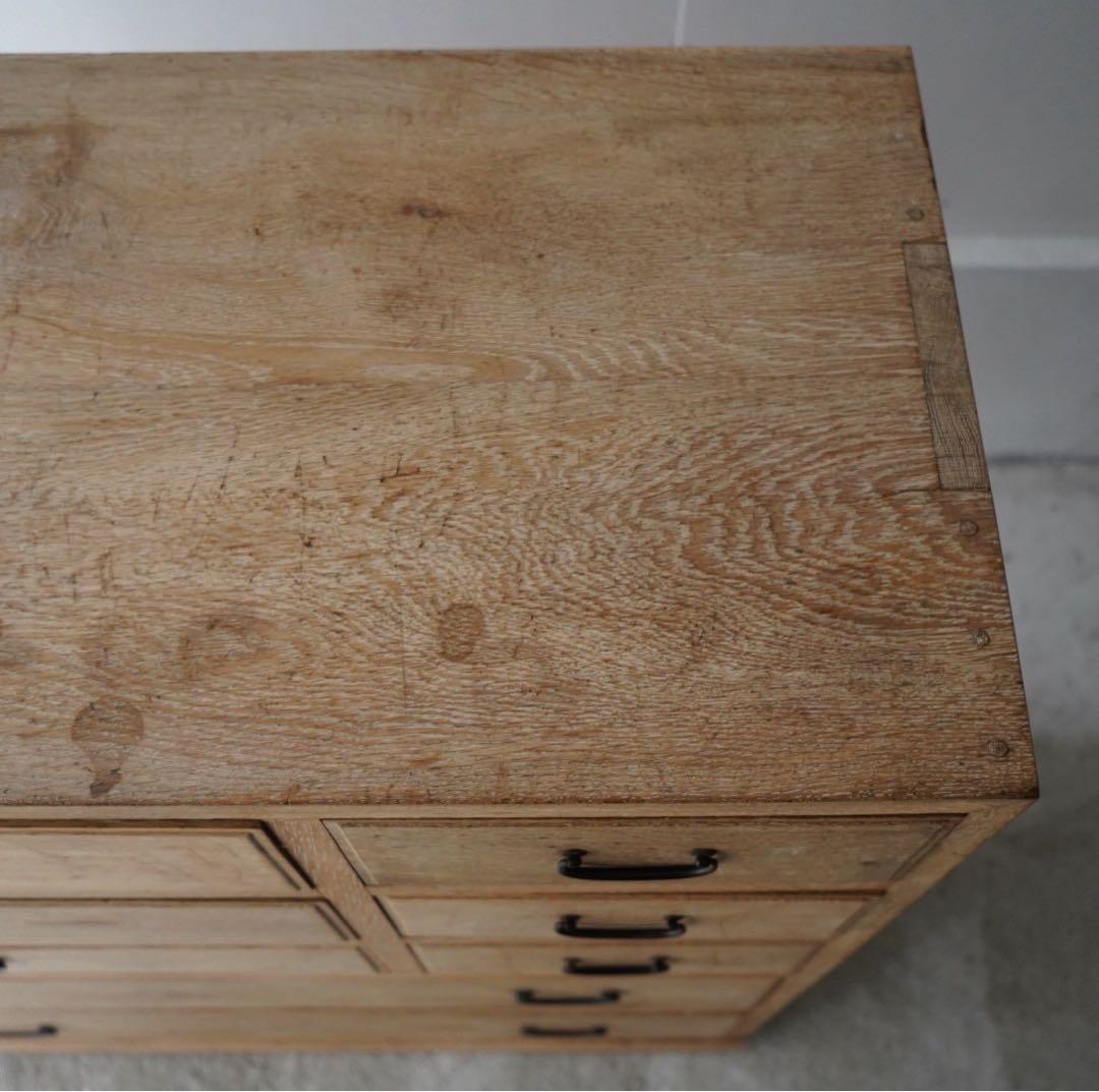 8杯の引き出しチェスト